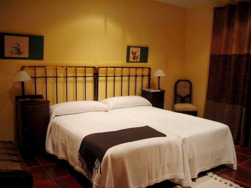 Casa Rural El Linaje De Los Cinco Sombreros 갈레고스데산비센테 외부 사진